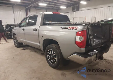 2017 Toyota Tundra Sr5 5.7L V8 z USA, uszkodzony, nr VIN 5TFDY5F12HX648692